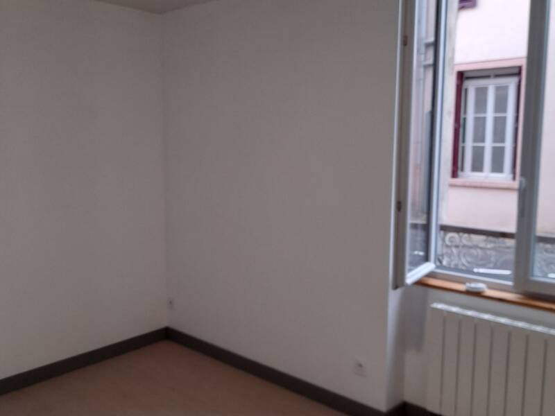 Maison à louer, 26m², SAINT VINCENT DE REINS