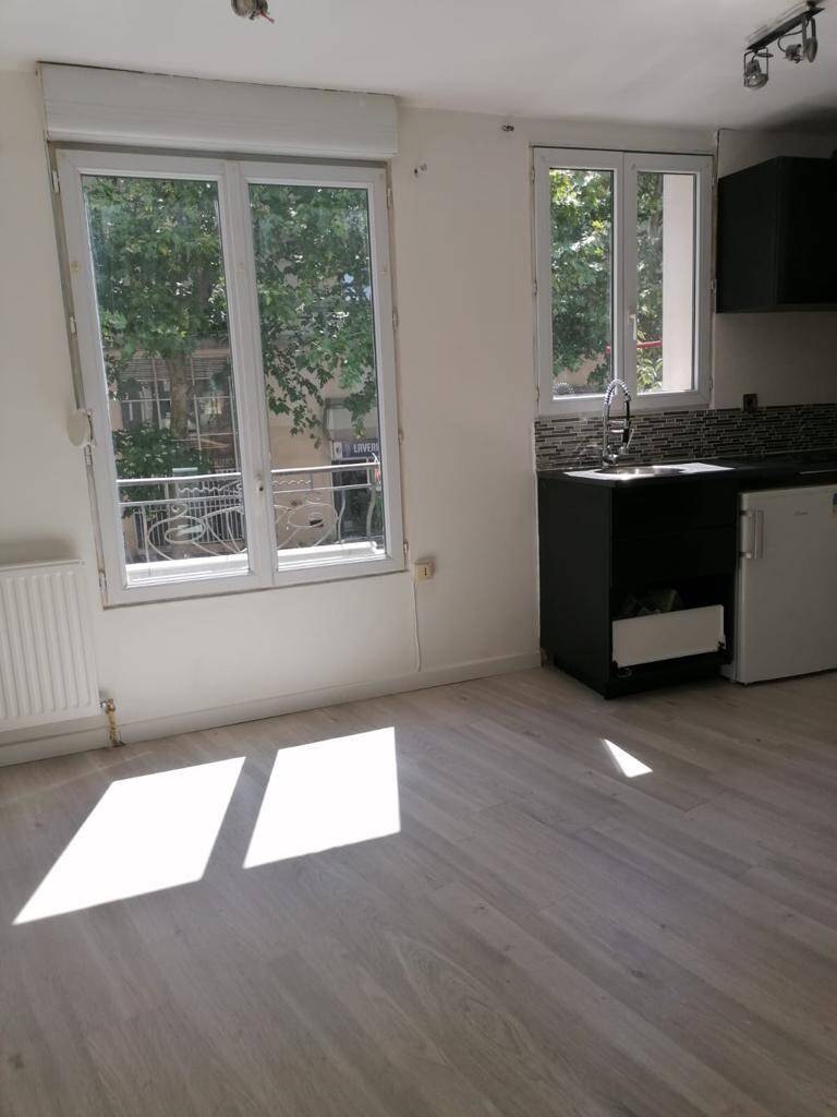 Maison à louer, 25m², LES LILAS