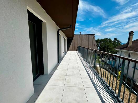 Appartement à vendre - Première occupation 578 000 € 4 pièces 4 chambres 89,45 m² Étage 2/3 Bord du Lac Évian-les-Bains 74500