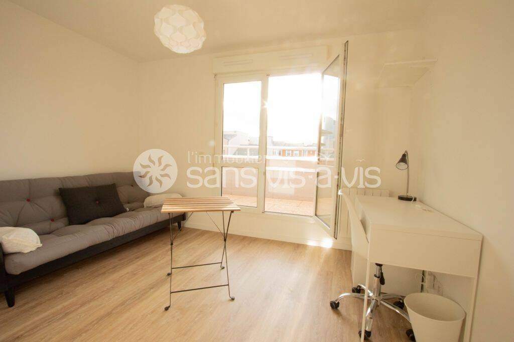 Maison à louer, 18m², COURBEVOIE