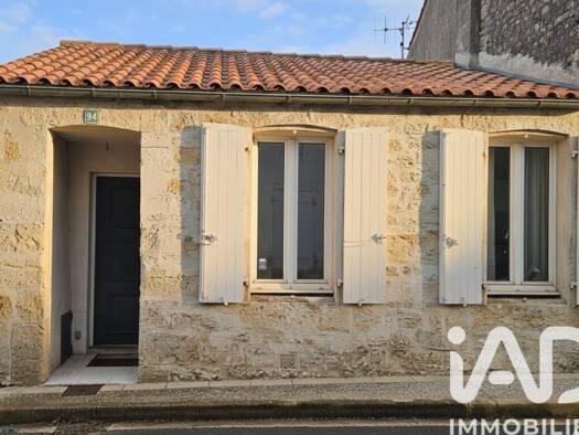 Maison de ville à vendre 197 500 € 4 pièces 3 chambres 112 m² 217 m² de terrain Saint-Agnant 17620