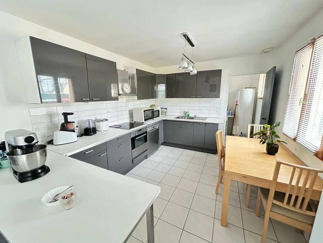 Maison à vendre, 111m², FERRIERES EN GATINAIS