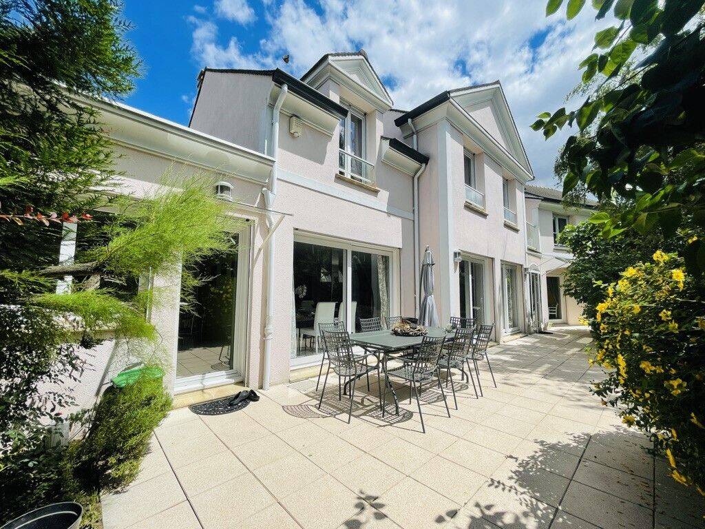 Maison à vendre, 231m², AULNAY SOUS BOIS