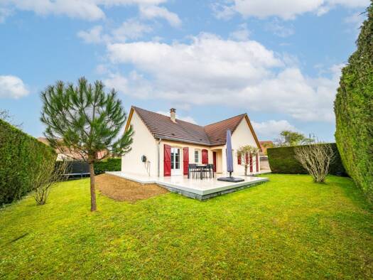 Maison de plain-pied à vendre 275 000 € 6 pièces 4 chambres 110 m² 649 m² de terrain Mirebeau-sur-Bèze 21310