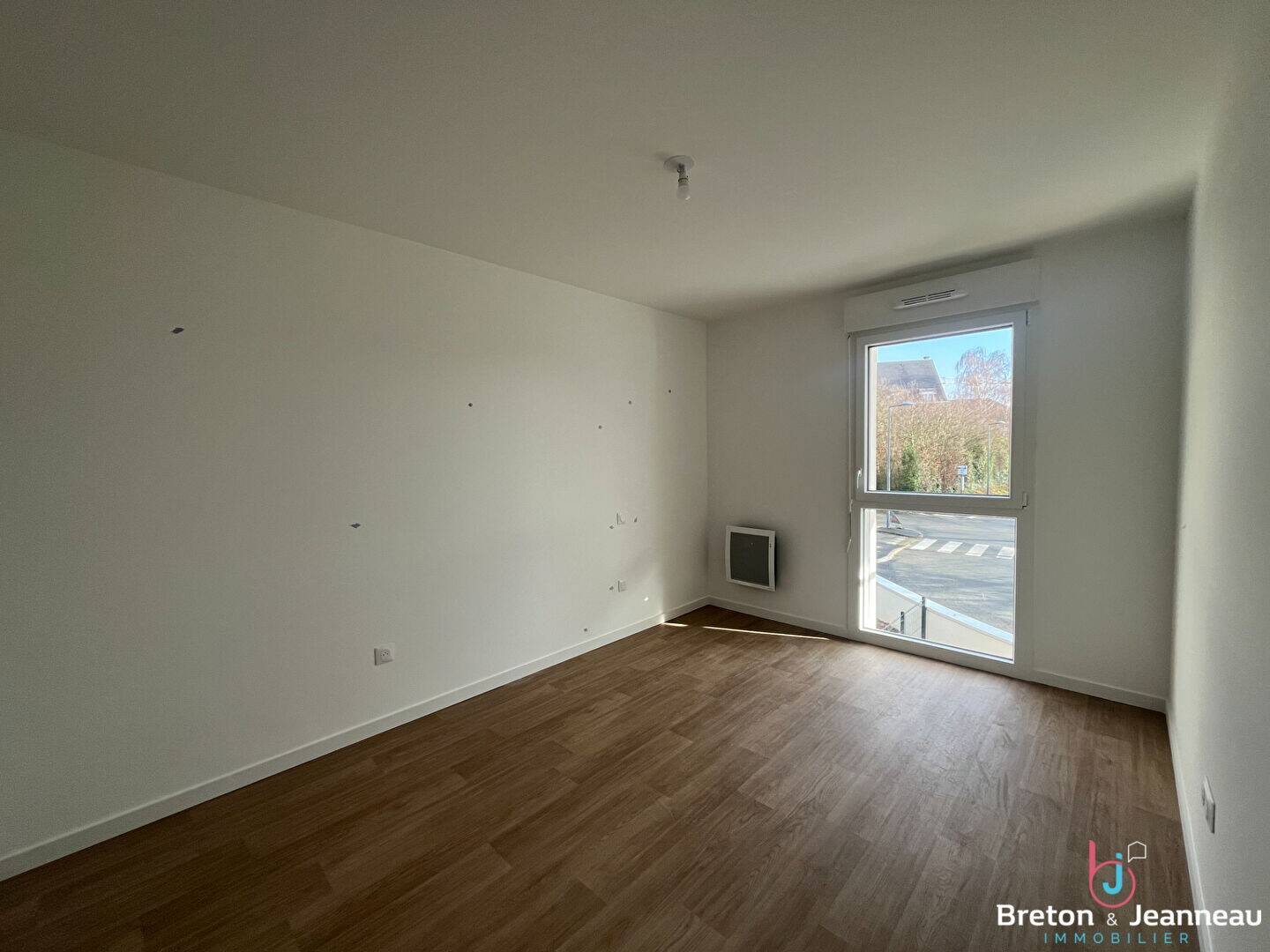 Maison à louer, 45m², L'HUISSERIE