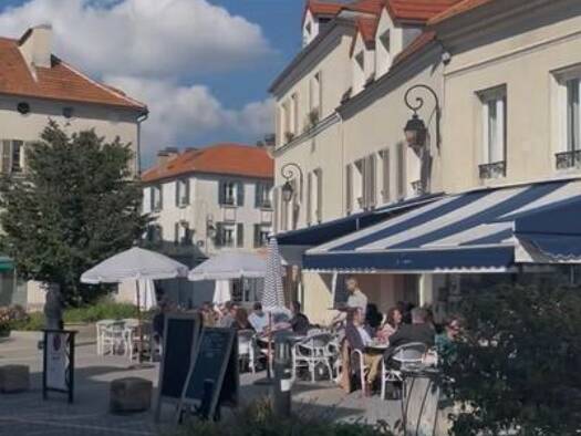 Appartement à louer 1 200 € 2 pièces 1 chambre 34 m² Centre Nanterre 92000