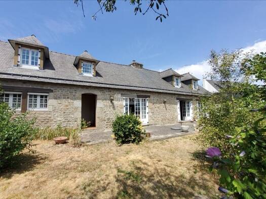 Maison à vendre 336 000 € 5 pièces 3 chambres 118 m² 930 m² de terrain Kerzec-Kerdual Quéven 56530