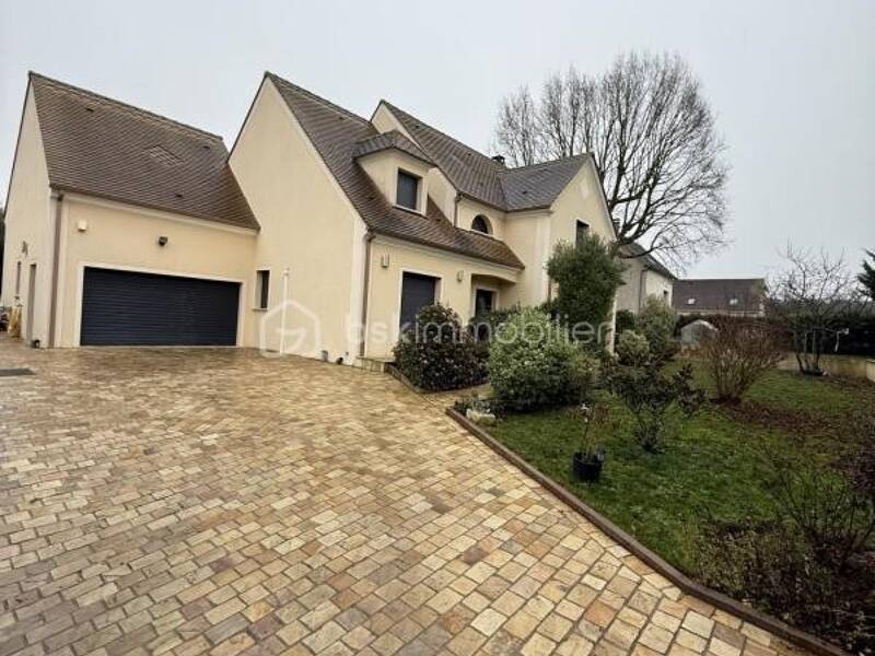 Maison à vendre, 210m², FONTENAY LES BRIIS
