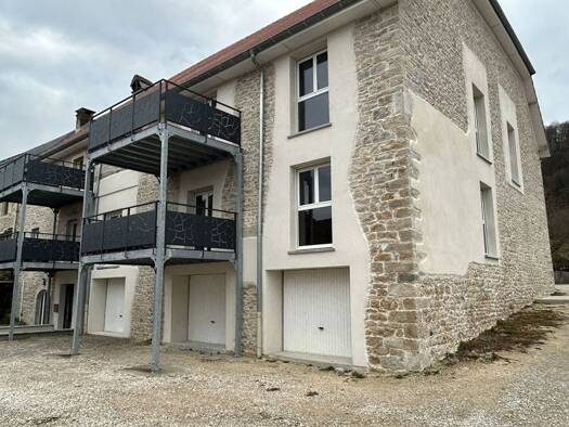 Appartement à vendre - Première occupation 157 000 € 4 pièces 2 chambres 94 m² Étage 2/2 Amagney 25220