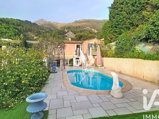 Maison à vendre 990 000 € 6 pièces 4 chambres 200 m² 590 m² de terrain Carei-Monti Menton 06500