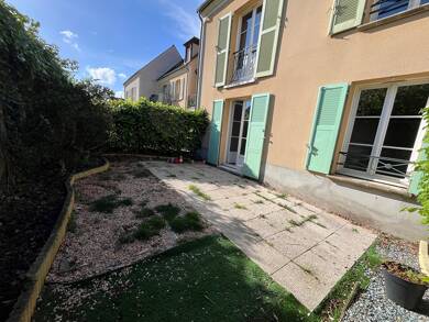 Appartement à louer 875 € 2 pièces 1 chambre 49 m² Coye la Foret 60580