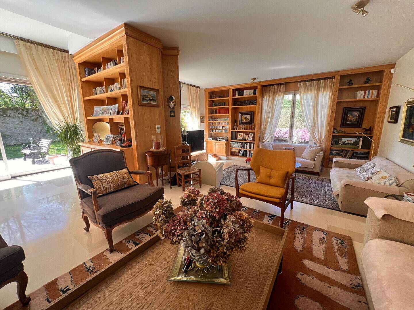 Maison à vendre, 280m², SAINT NOM LA BRETECHE