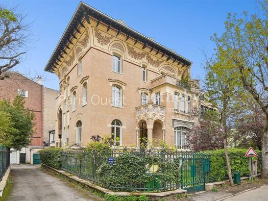 Triplex à vendre 2 265 000 € 6 pièces 4 chambres 160 m² RDC/3 Ternes-Maillot Paris 17ème arrondissement 75017
