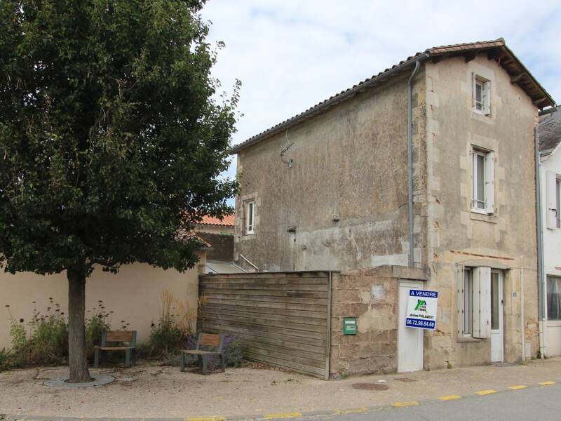 Maison à vendre, 66m², MAZIERES EN GATINE