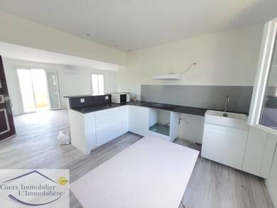 Appartement à louer 1 150 € 4 pièces 3 chambres 89 m² Dernier étage, Étage 1/1 Puget Ville 83390