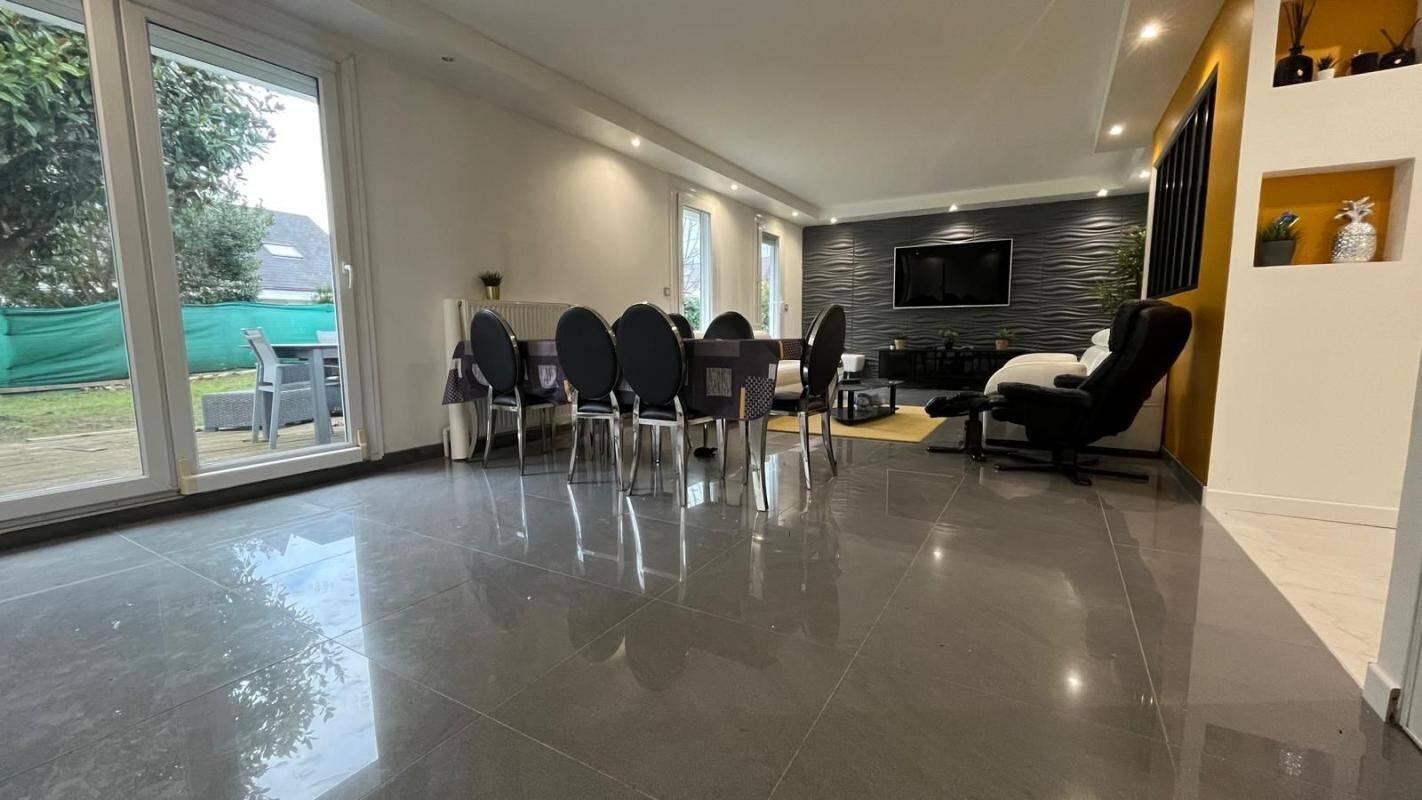 Maison à vendre, 135m², COURCOURONNES
