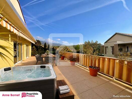 Appartement à vendre 264 000 € 2 pièces 1 chambre 46,5 m² Étage 2/3 Le Plan Grasse 06130