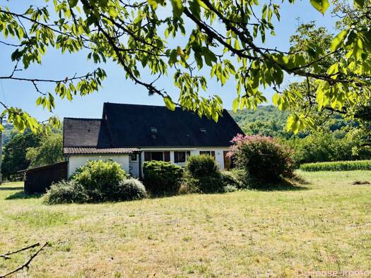 Maison à vendre 184 000 € 5 pièces 4 chambres 160 m² 3 400 m² de terrain Aubas 24290