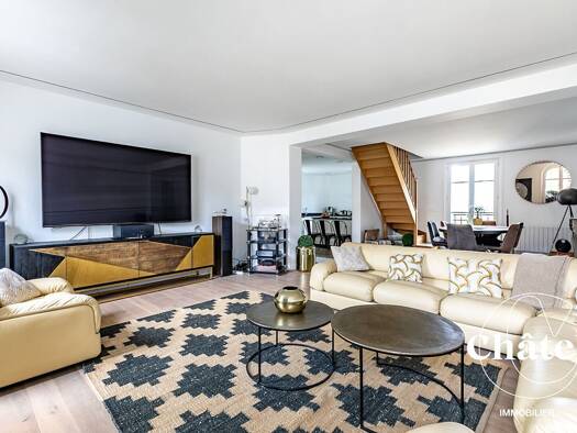 Duplex à vendre 575 000 € 5 pièces 3 chambres 166 m² Étage 2/3 Centre Ville Senlis 60300