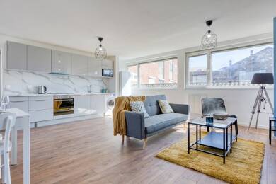 Appartement à louer 453 € 5 pièces 97 m² 1er étage Anseele-Centre-Nations Unies-Crouy-Esperence Roubaix 59100
