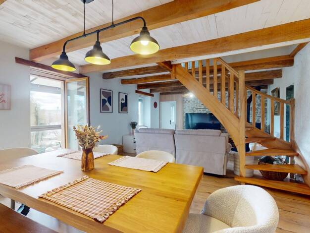 Maison à vendre 283 000 € 4 pièces 3 chambres 113 m² 261 m² de terrain Montrozier 12630