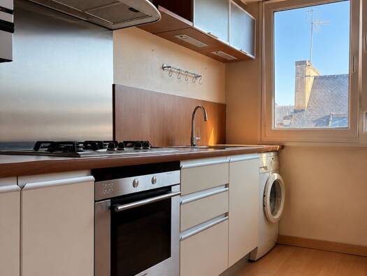 Appartement à vendre 150 000 € 3 pièces 2 chambres 63,97 m² Étage 3/4 Quimper 29000