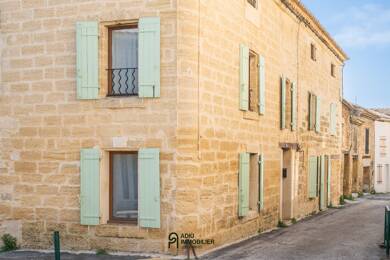 Maison à vendre 175 000 € 4 pièces 3 chambres 72 m² Remoulins 30210