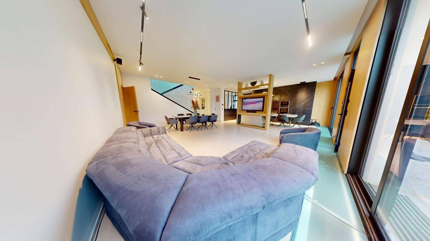 Maison à vendre, 262m², LA VARENNE SAINT HILAIRE