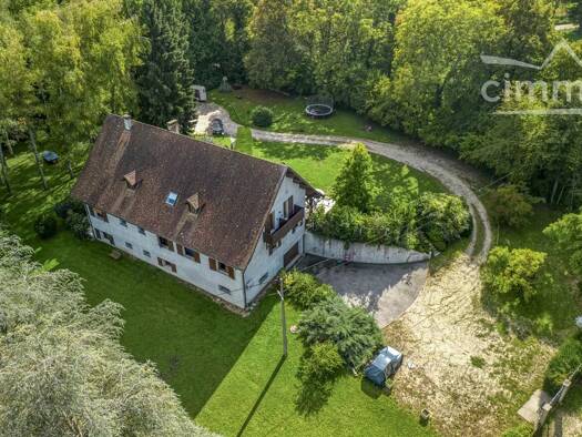 Maison à vendre 749 000 € 15 pièces 9 chambres 420 m² 16 000 m² de terrain Les Abrets en Dauphiné 38490