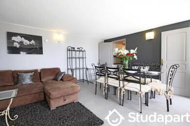 Maison à louer 1 690 € 3 pièces 2 chambres 55 m² dès le 15/09/2025 Le Roc Fleuri-Capitou (Jeanne d'Arc) Mandelieu-la-Napoule 06210