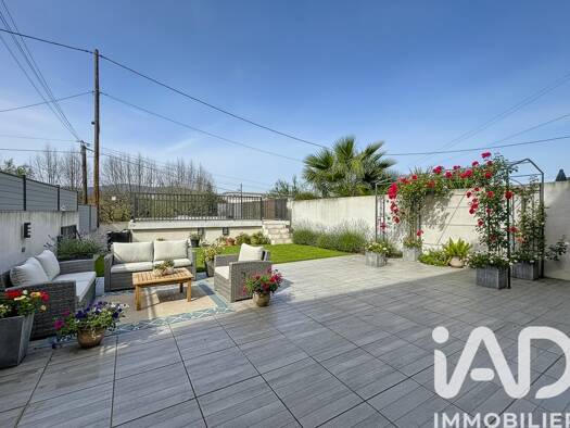 Maison de ville à vendre 350 000 € 6 pièces 5 chambres 115 m² 299 m² de terrain La Croix Rouge Marseille 13ème arrondissement 13013