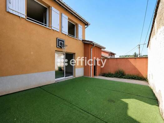 Maison de ville à vendre 399 000 € 5 pièces 4 chambres 104 m² 50 m² de terrain Celestins Merlo Oullins-Pierre-Bénite 69600
