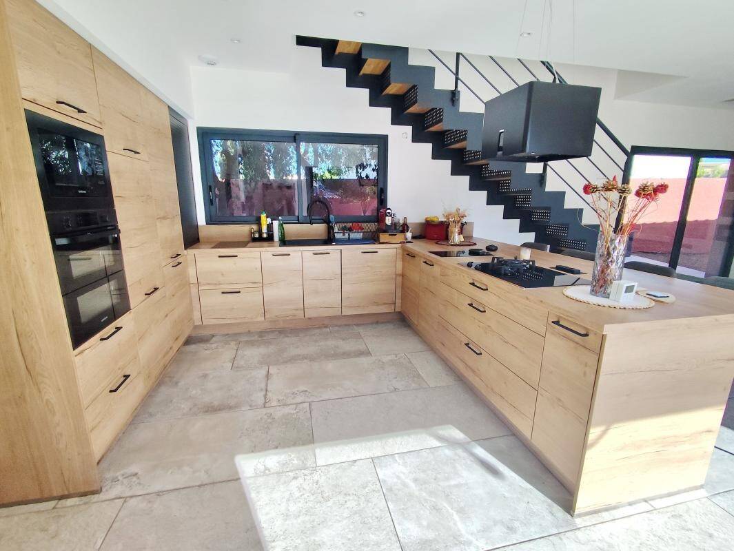 Maison à vendre, 149m², POMEROLS