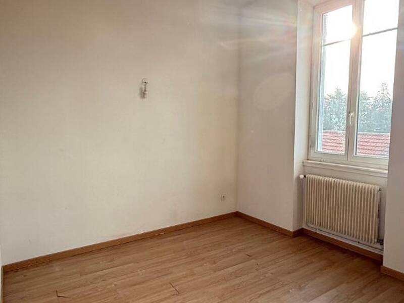 Maison à louer, 50m², CHAZELLES SUR LYON