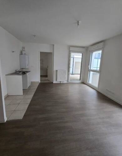 Appartement à louer 824 € 1 pièce 24 m² 1er étage Potier Pierrefitte-sur-Seine 93380