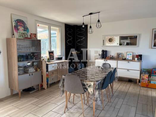 Maison de plain-pied à vendre 149 500 € 4 pièces 3 chambres 90 m² 1 000 m² de terrain Alençon 61000