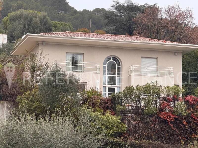 Maison à louer, 160m², MOUGINS