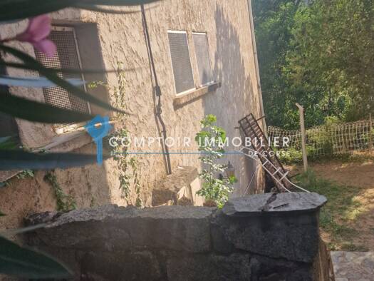 Maison à vendre 159 000 € 4 pièces 3 chambres 87 m² 50 m² de terrain Ghisoni 20227