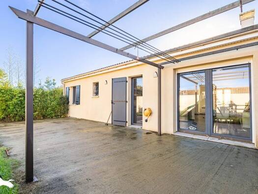 Maison à vendre 278 144 € 5 pièces 4 chambres 105 m² 450 m² de terrain Nord Boulogne-Nord Bourg Saint-Philbert-de-Grand-Lieu 44310
