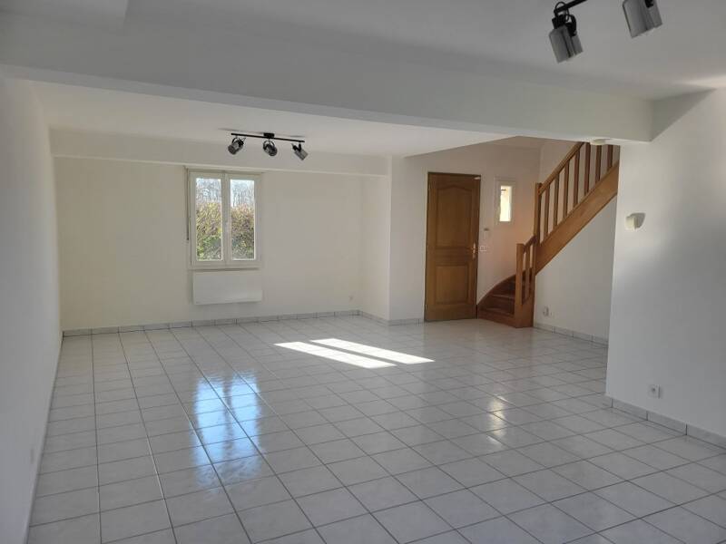 Maison à louer, 109m², SAINT QUENTIN