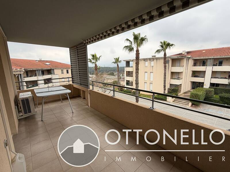 Maison à louer, 42m², ROQUEBRUNE SUR ARGENS