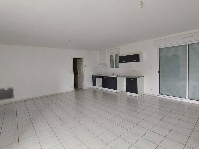 Maison à louer, 88m², SAINTE NEOMAYE