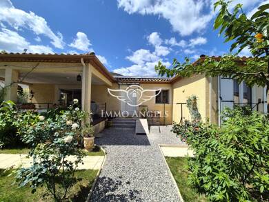 Maison de plain-pied à vendre 350 000 € 5 pièces 4 chambres 140 m² 696 m² de terrain Saint-Hippolyte-du-Fort 30170