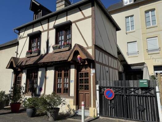 Maison à vendre 283 500 € 4 pièces 3 chambres 85 m² 94 m² de terrain Honfleur 14600