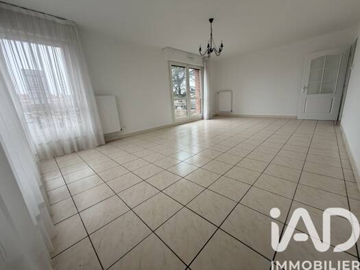 Appartement à vendre 229 000 € 3 pièces 2 chambres 79 m² Étage 1/3 Village Sud Téteghem-Coudekerque-Village 59229