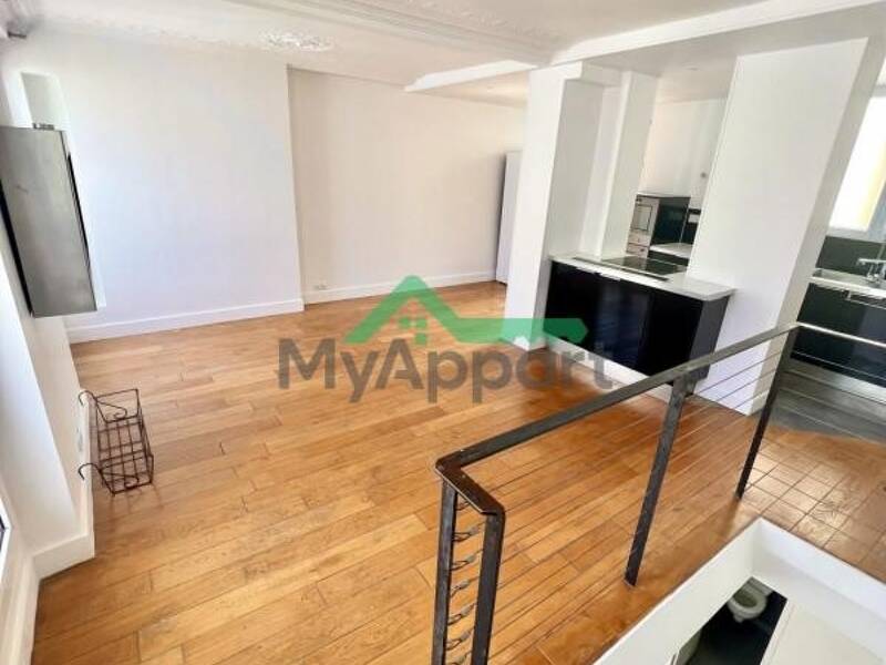 Maison à louer, 85m², PARIS 18E