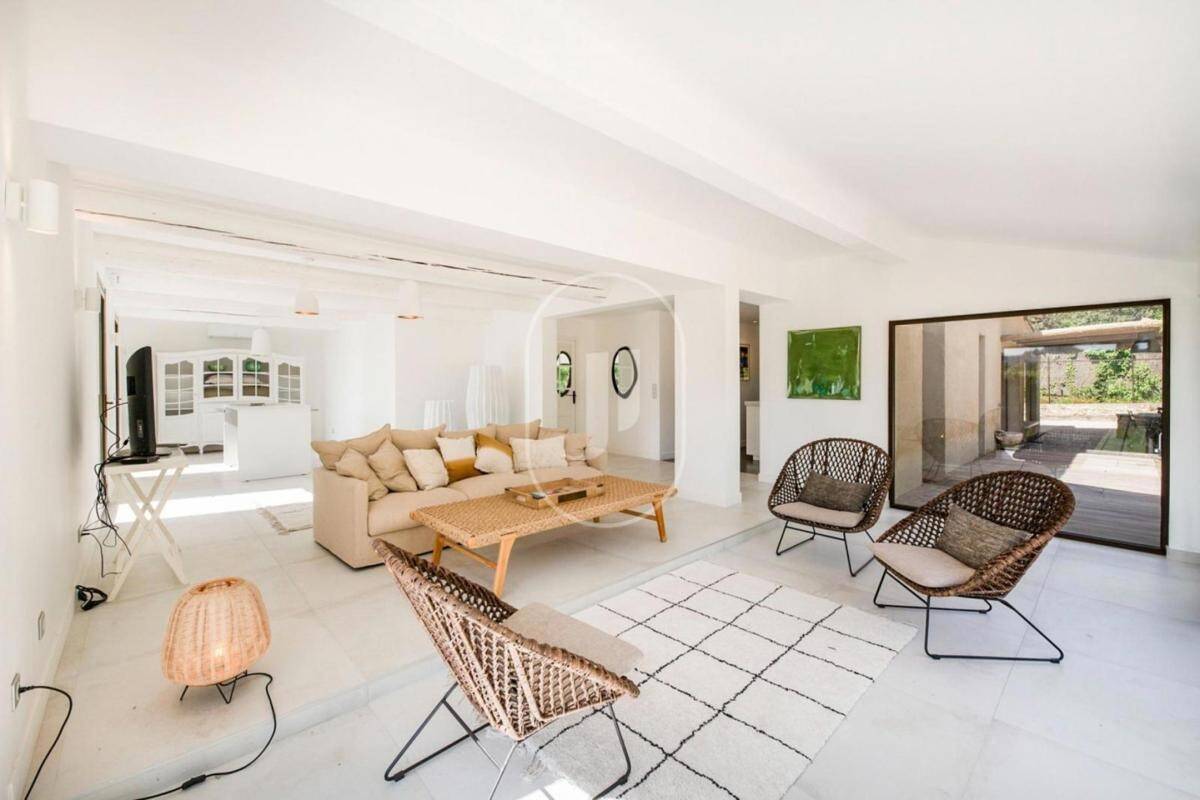 Maison à vendre, 182m², EYGALIERES