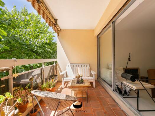 Appartement à vendre 399 000 € 3 pièces 2 chambres 63 m² Étage 3/7 Vauban Marseille 6ème arrondissement 13006