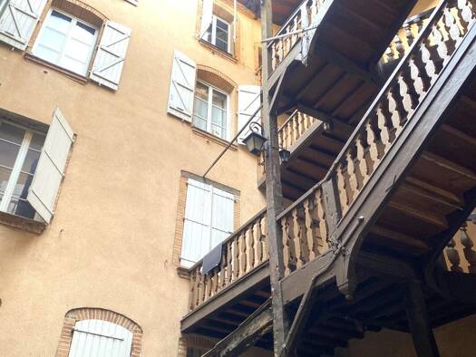 Duplex à vendre 126 000 € 5 pièces 3 chambres 86 m² Étage 3/3 Centre Ville Montauban 82000