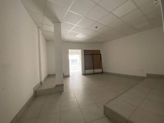 Local commercial à louer 350 € 37 m² de surface de vente Soual 81580